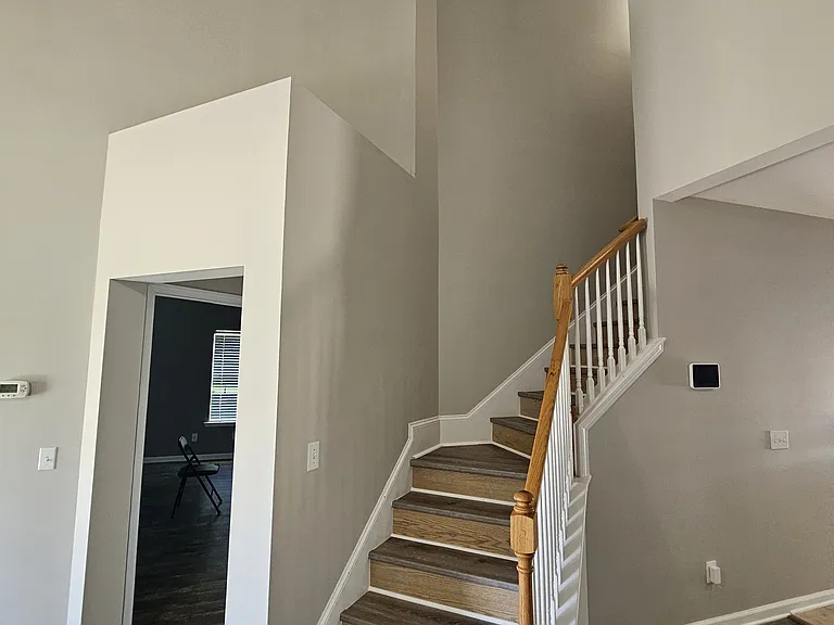 328 Scarlett Ln — Photo 5