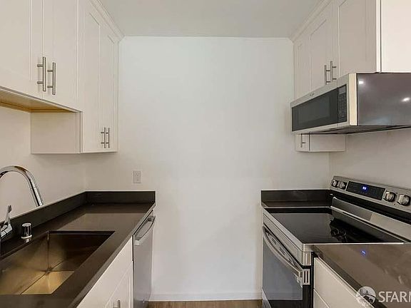 5th image of 46728 Crawford St #4-L