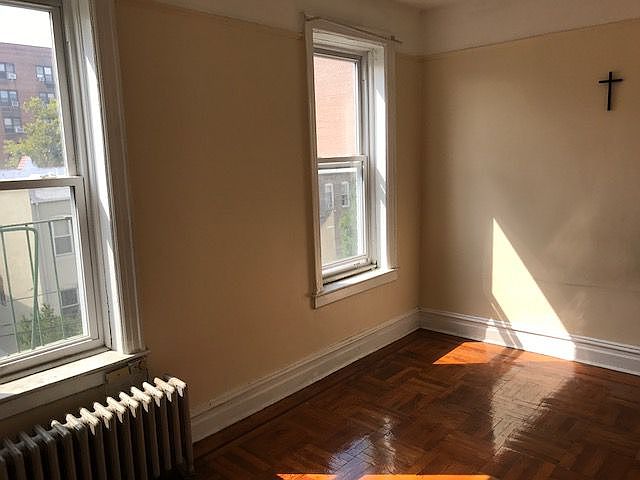 1st image of 4838 41st St APT 3R