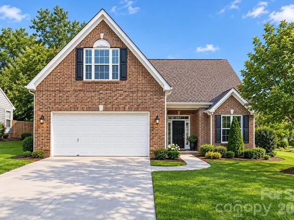 1000 Barbee Farm Dr, Monroe, NC 28110