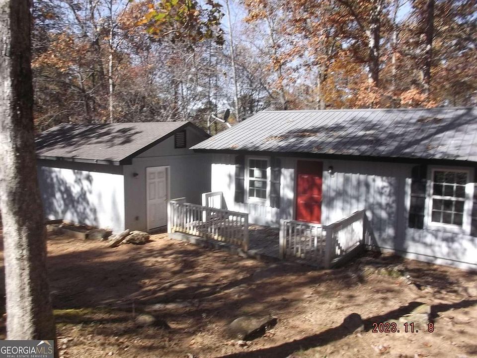 1st image of 8 Sweet Birch Dr