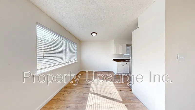 2 bed, 1.0 bath, 863 sqft, $1,450 — Photo 3