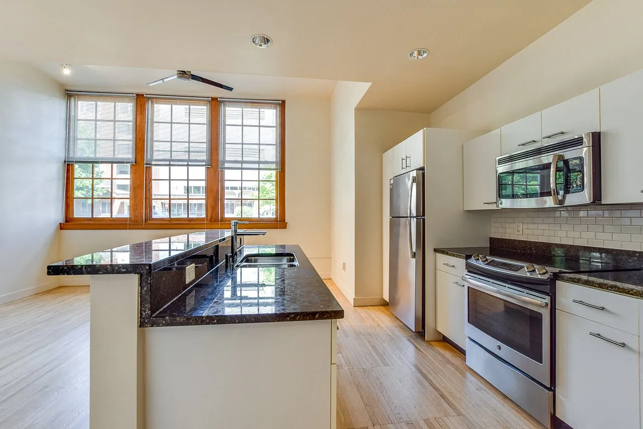 Longfellow Lofts — Photo 1