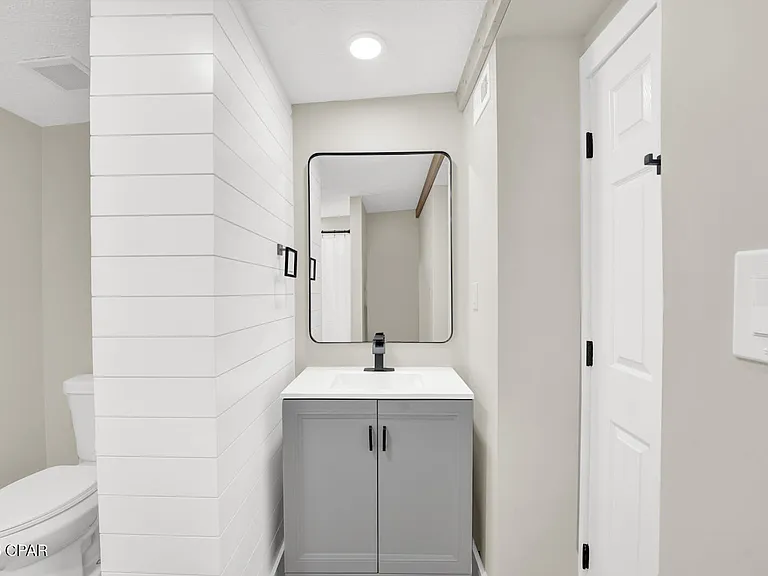 1408 Wilmont Ave — Photo 19