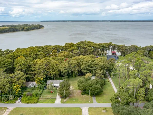 Cove Rd, Tavares, FL 32778