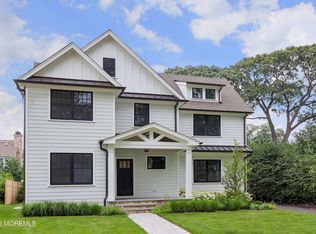 86 Blackpoint Rd, Rumson, NJ 07760