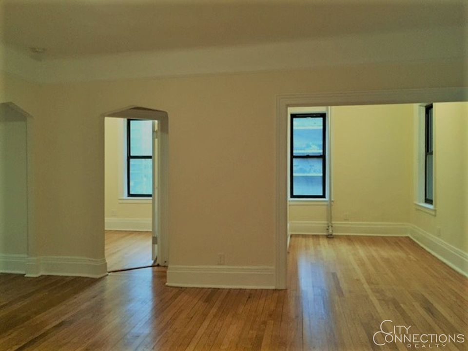 1st image of 225 W End Ave APT 32