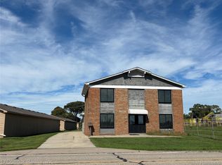 1650 River Rd, Marysville, MI 48040