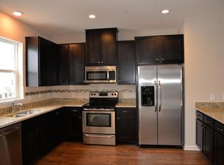 9675 Merrimac Ln N, Maple Grove, MN 55311