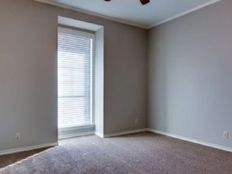 3008 Crestridge Dr — Photo 13