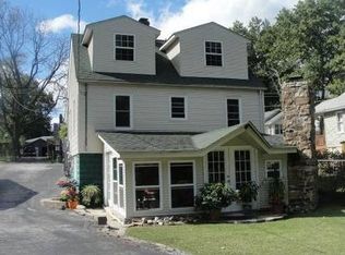 2721 Walter St, Godfrey, IL 62035