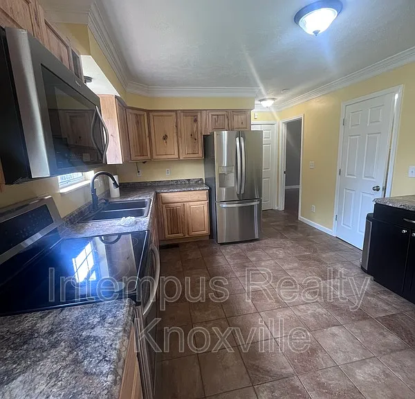 7728 Chapel Bend Dr — Photo 15