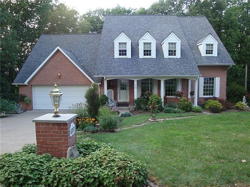 1st image of 10 Dunham Dr