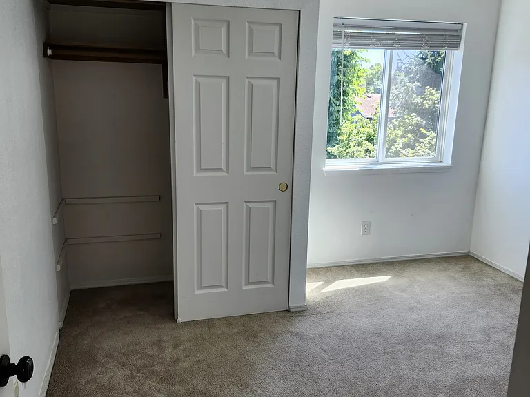 5455 NW 180th Pl — Photo 15
