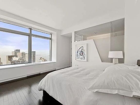 5th image of 123 Washington St APT 43H