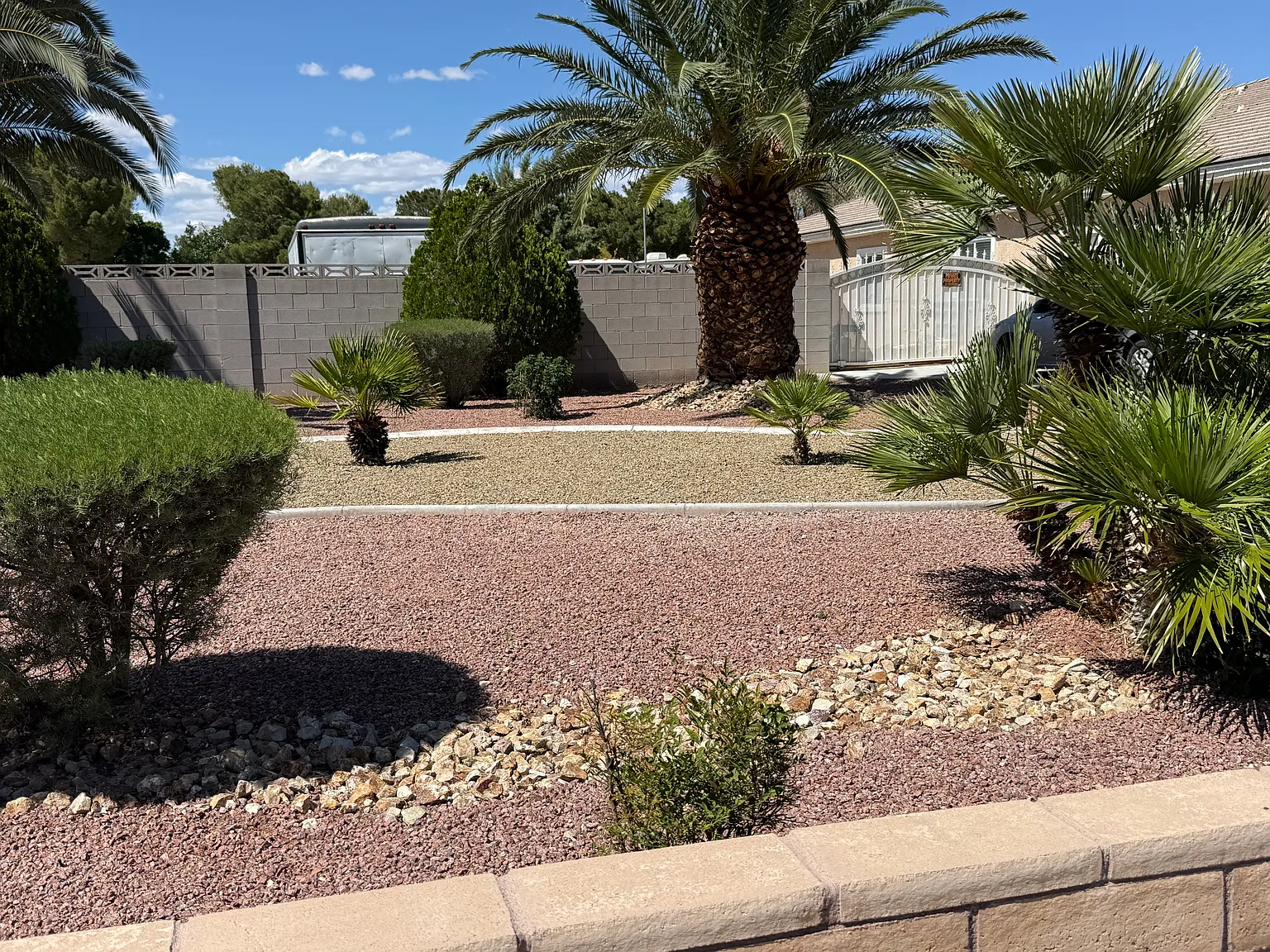 7740 W Craig Rd — Photo 4