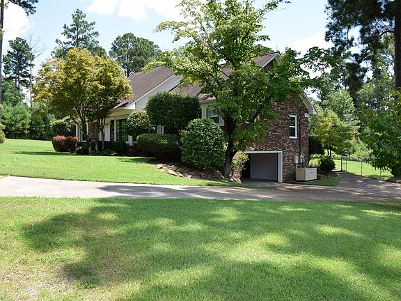 4th image of 1899 Maul Rd