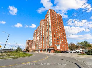 2466 Eglinton Ave E #1510, Toronto, ON M1K 5J8