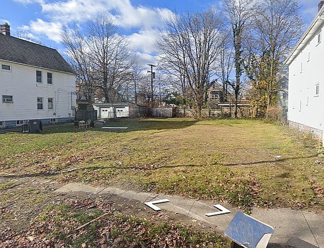 1st image of 2918 E 120th St