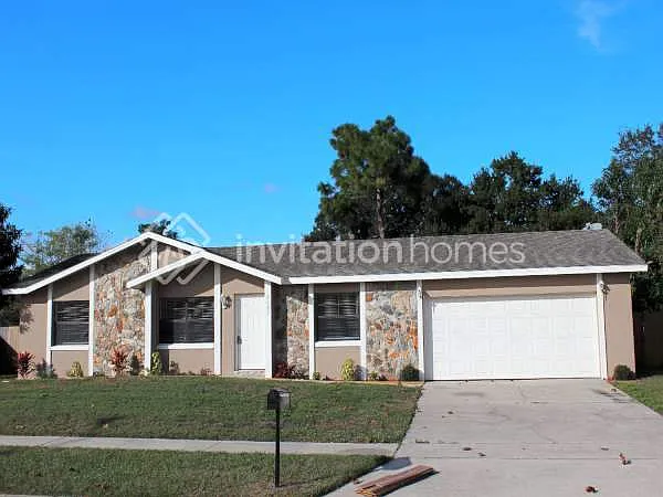 8685 Brackenwood Dr Orlando, FL 32829 — Photo 1