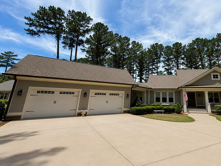 1081 Golf View Ln — Photo 10