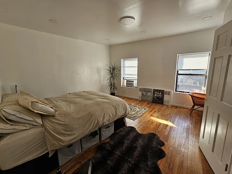 203 Court St #3 — Photo 10