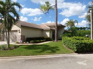 462 Sherwood Forest Dr, Delray Beach, FL 33445