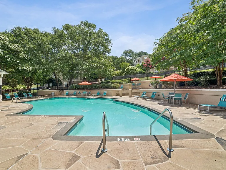 Beacon Ridge Apartments — Photo 4
