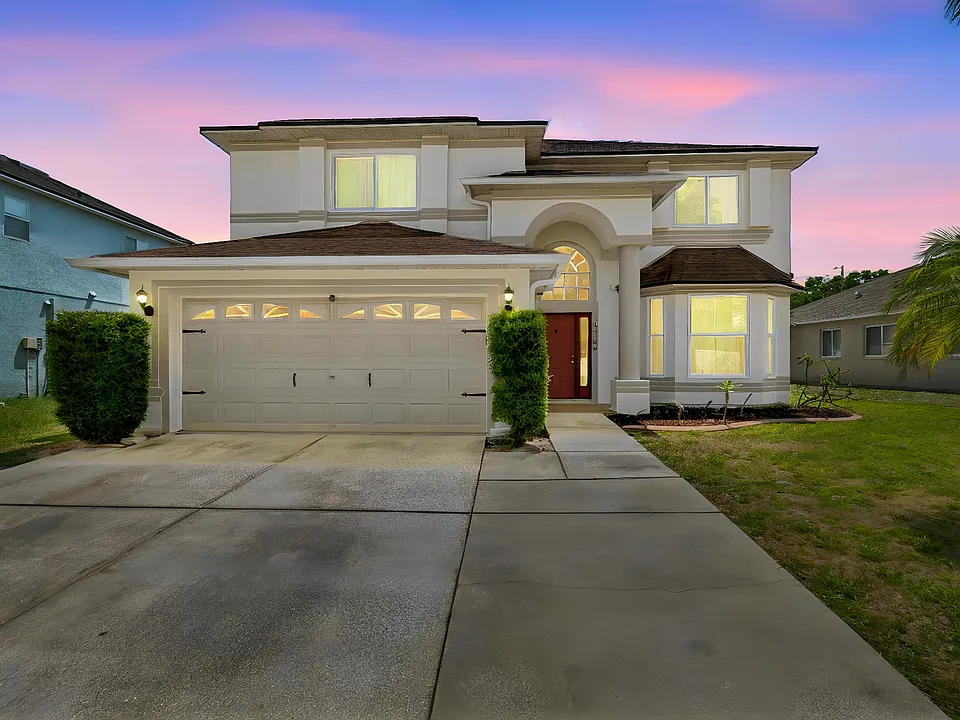 12803 Longcrest Dr