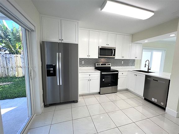 2nd image of 22179 SW 98th Pl