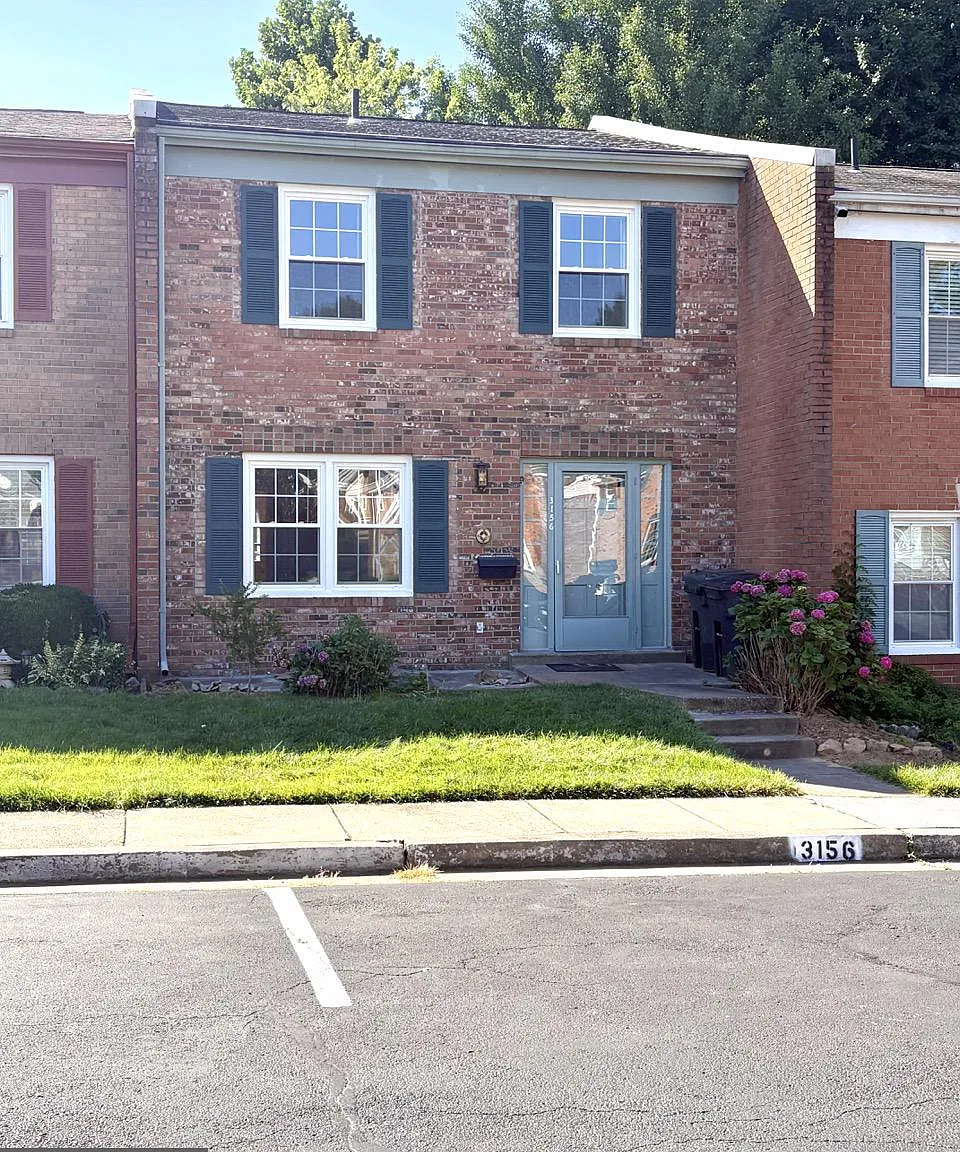 3 bed, 3.5 bath, 2142 sqft, $3,500 — Photo 1