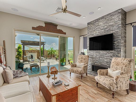 3rd image of 12056 W Dale Ln