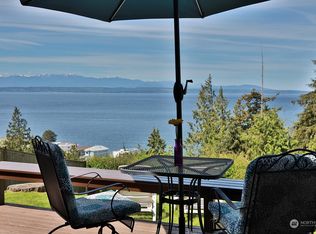 6422 Admiralty Way, Freeland, WA 98249