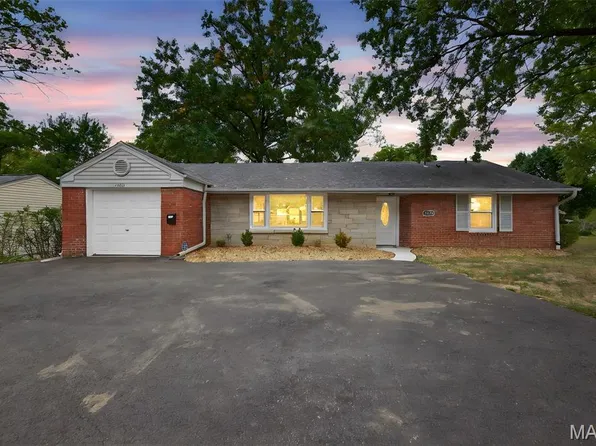 11922 Big Bend Rd, Saint Louis, MO 63122