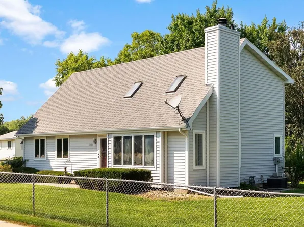 1500 Manchester Crossing, Waunakee, WI 53597