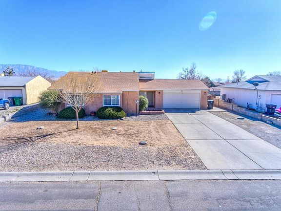 82 Dakota Morning 736