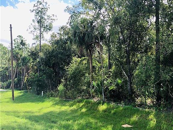 3rd image of 3040 Golden Gate Blvd E Lot 81