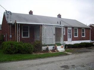 34 Cumberland Vlg, Carmichaels, PA 15320