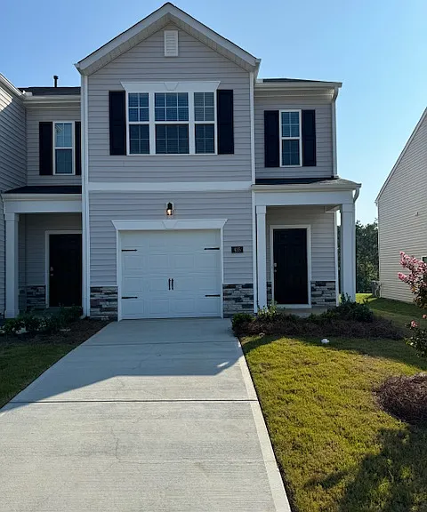 455 David Hill Dr #1 — Photo 1