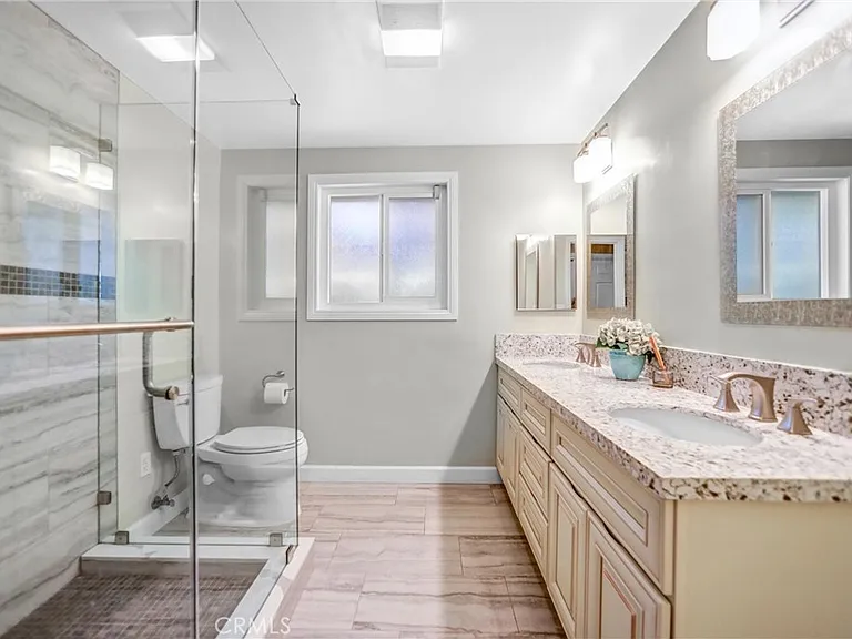 452 W Winnie Way — Photo 23