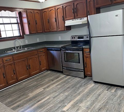 3rd image of 1613 Hartsville Pike #1