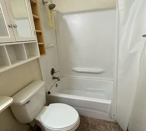 4th image of 9320 33rd Ave S
