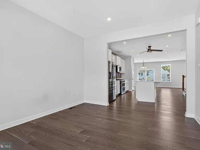 8005 Milltown Cir — Photo 5