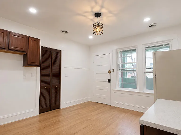 5311 W Berenice Ave #2 — Photo 2