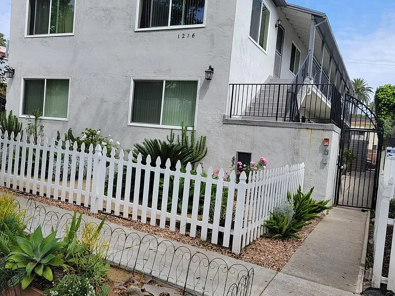 1226 N Ogden Dr #4 — Photo 1