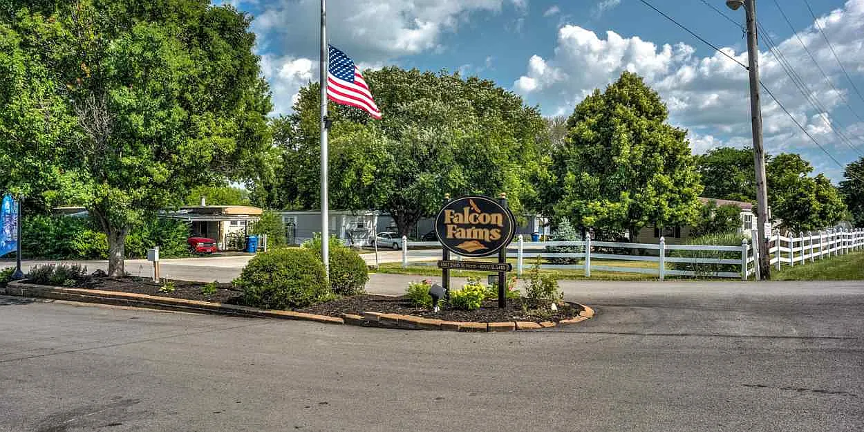 Falcon Farms — Photo 4