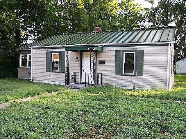 1st image of 913 Centennial Ave