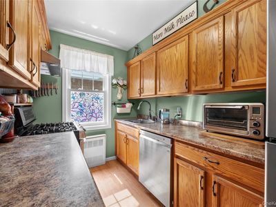 200 N Village Avenue #E-8, Rockville Centre, NY, 11570