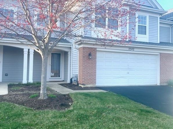 2342 Foxmoor Ln, Aurora, IL 60502