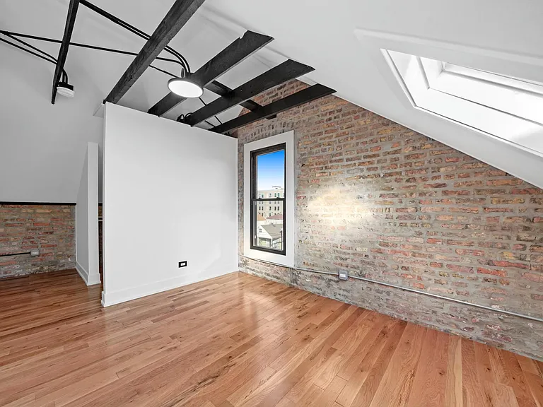 908 W 19th St #3 — Photo 25